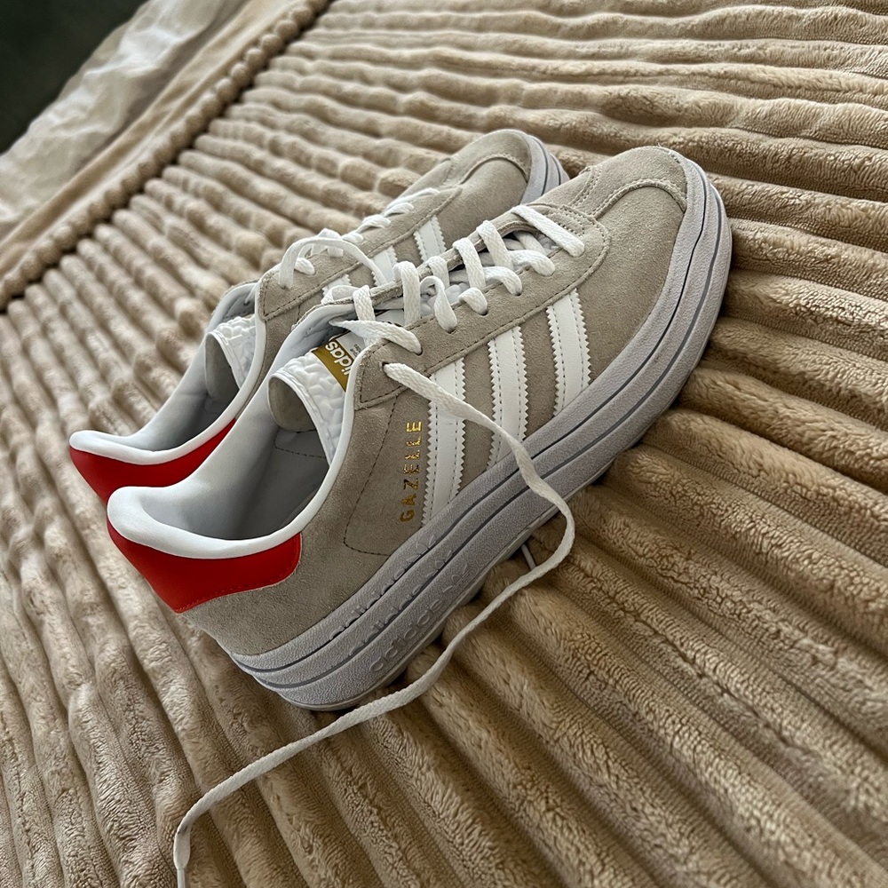 Adidas Gazelle platform sneakers